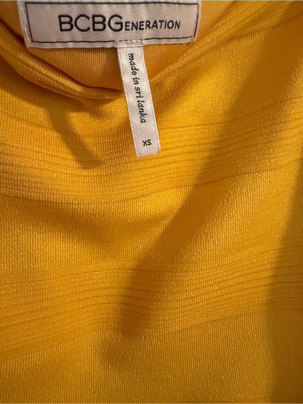 BCBGeneration Form Fitting Yellow Dress w Ruffle - Picture 3 of 4